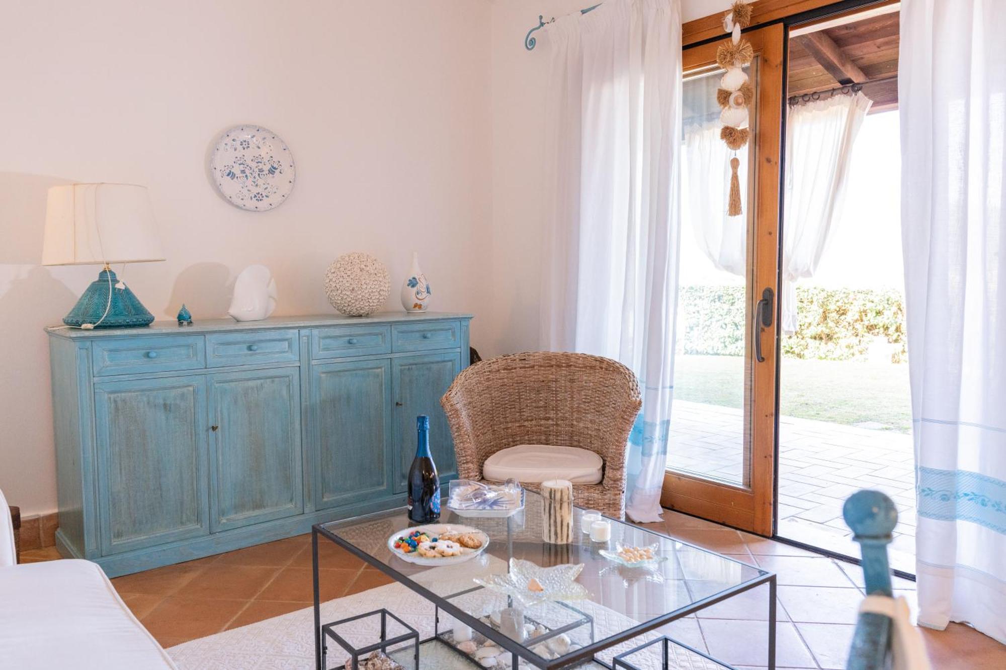 Residenza Del Barone Villa Zoe Chia - Vista Mare Екстер'єр фото