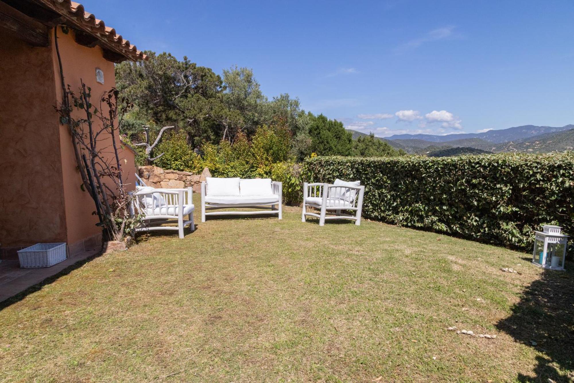 Residenza Del Barone Villa Zoe Chia - Vista Mare Екстер'єр фото