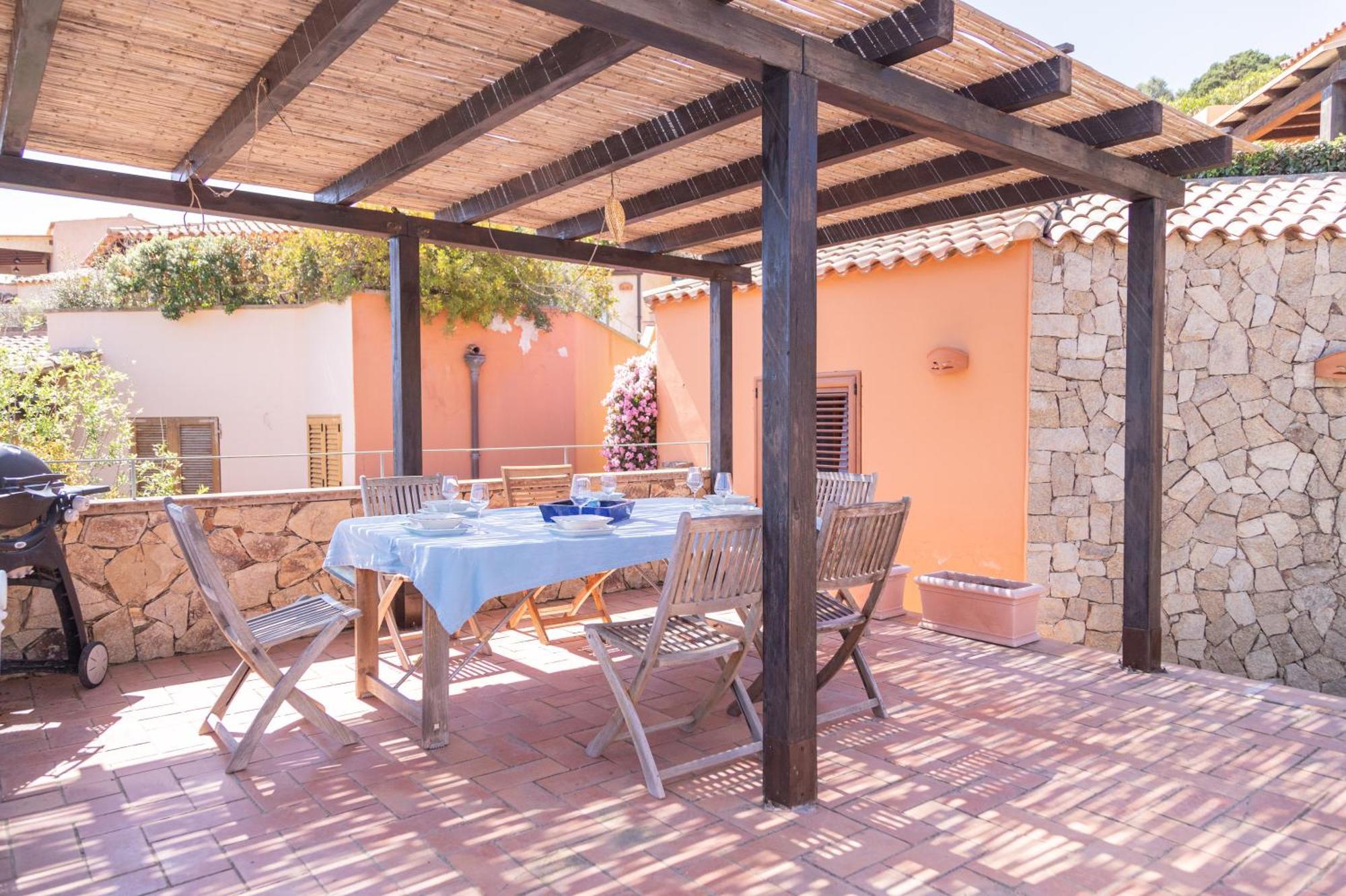 Residenza Del Barone Villa Zoe Chia - Vista Mare Екстер'єр фото